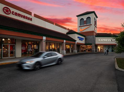 Vans Outlet at St. Augustine Premium Outlets® .